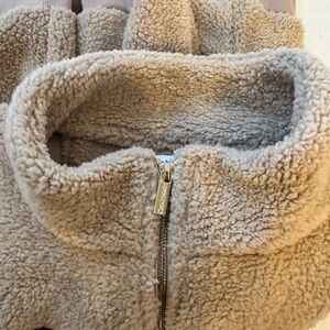 Calvin Klein New Cozy  Sherpa Zip-Up Jacket